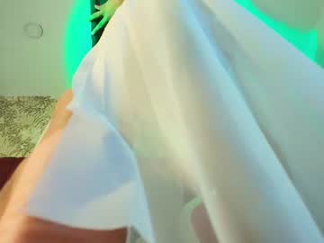 alexa cruz  