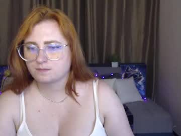 alicia side red