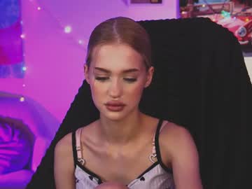 angelaholmes