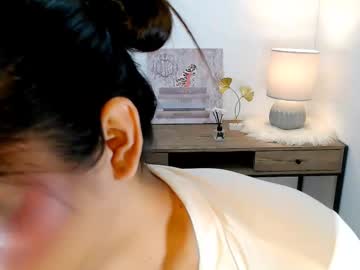ava lux