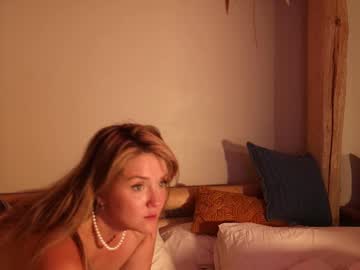 battle blonde