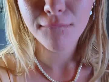 cleverblond