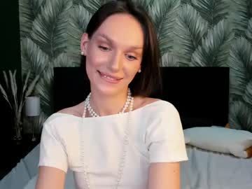 dominika foxy