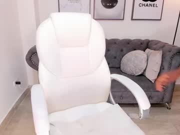 emilyy kors