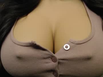 joannie boobs