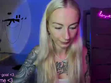 kiki cute  