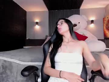 magic kissy dol