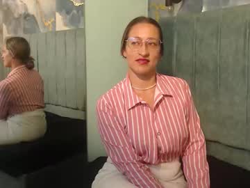 maya25 