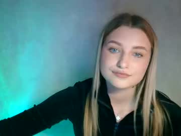 mia moon27