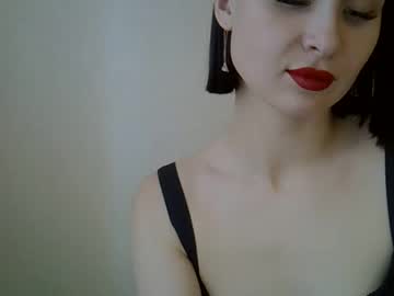 monicapeach 