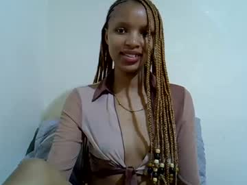 petite melinda