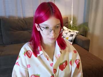 pink tilly