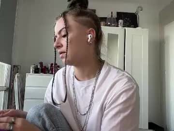 zenaidaangst